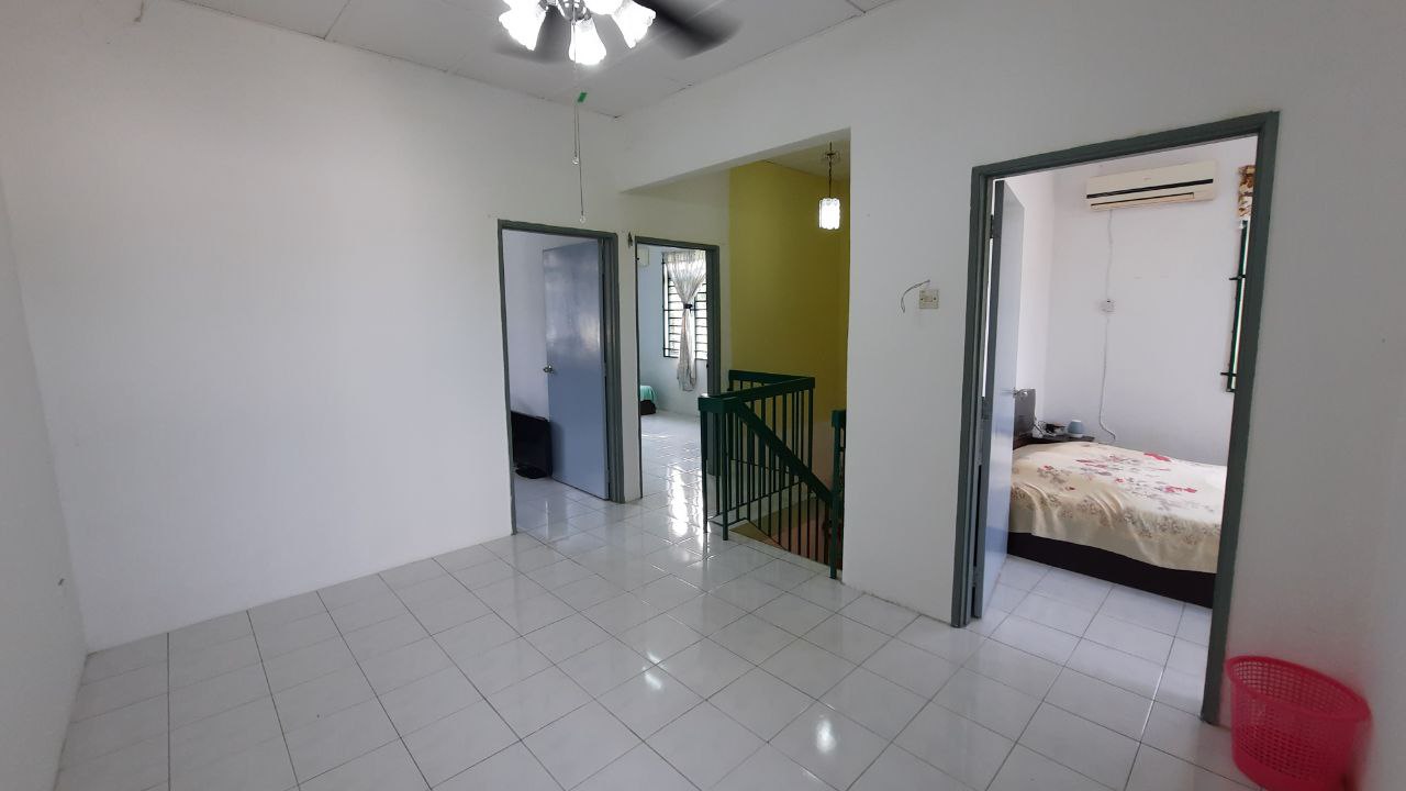 Sungai Pelek Sepang, Corner lot freehold - photo 8