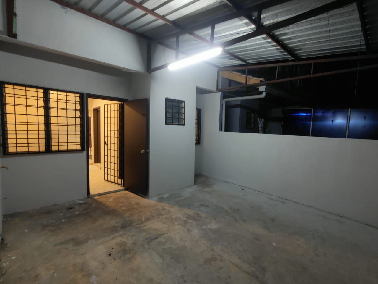 Bandar Tasik Puteri 2 Storey, Rawang - photo 2