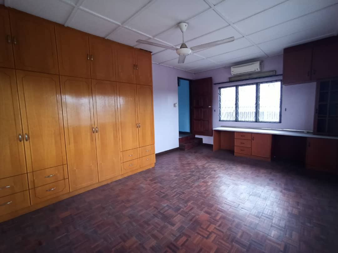 SS1 Kg Tunku Bungalow, Petaling Jaya - photo 8