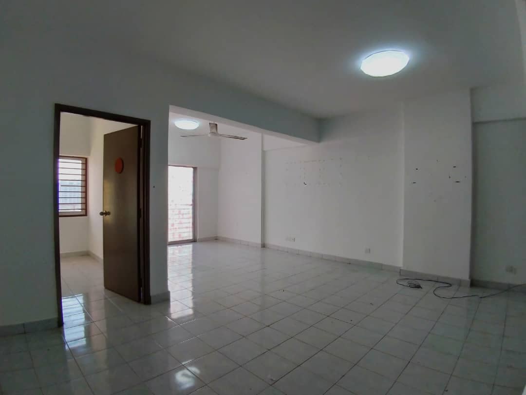 Villaria Apartment,  PJS 2 Petaling Jaya - photo 2
