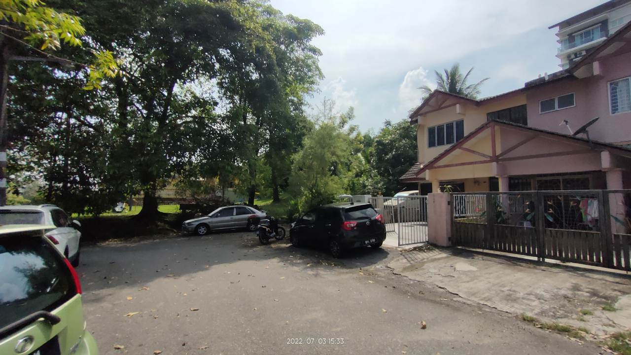 Kajang, taman bukit permai, End lot 2 storey - photo 2