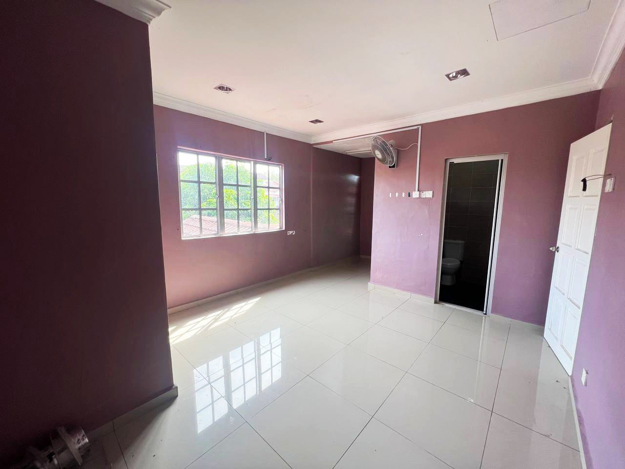 Taman tasik utama, 2 storey Ayer keroh, Melaka - photo 7