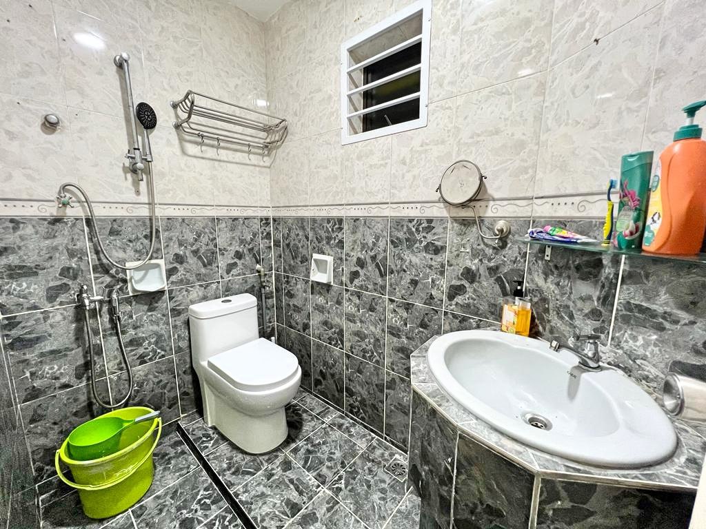 Ampang, Taman Melur 2 Storey for Sale - photo 8