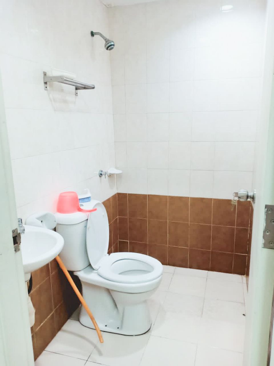 Prima U1 Condo Corner Unit For Sale - photo 4