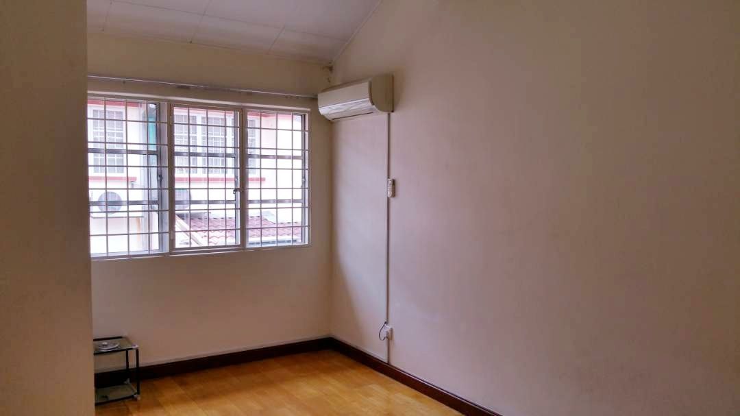 Terrace House Jalan Kubah Bukit Jelutong - photo 4