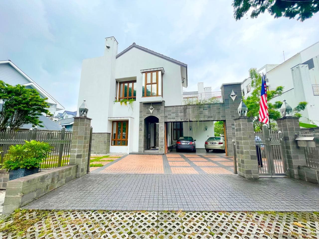 Three Storey Bungalow Kemensah Height Ampang