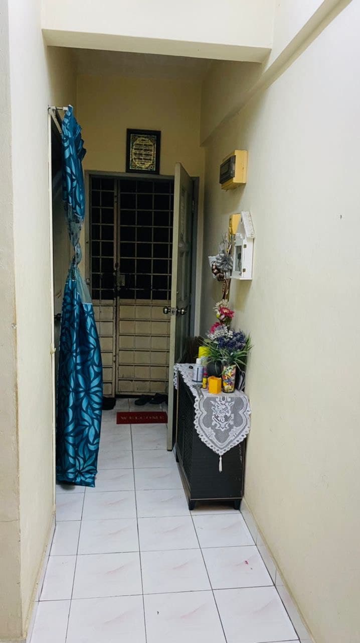 Apartment Mawar Taman Taming Ria Balakong Seri Ke - photo 7
