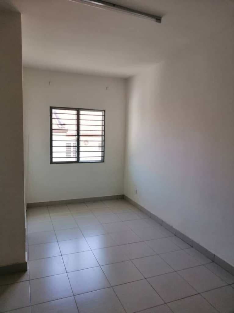 Double Storey Terrace Aman Putri Sg Buloh - photo 4