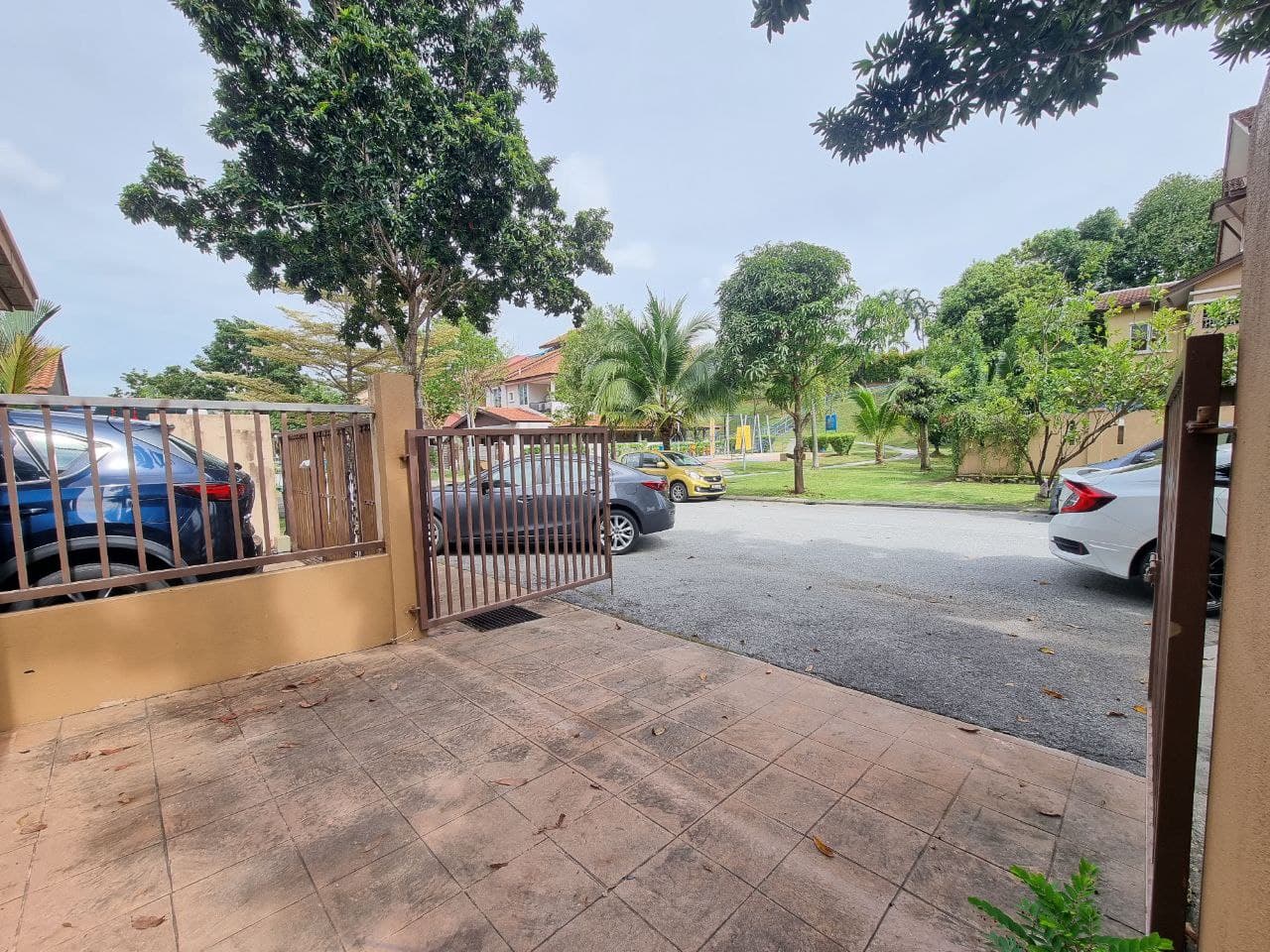 FACING OPEN Double Storey BANDAR BUKIT PUCHONG 2 - photo 3