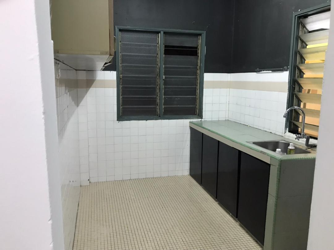 orkid apartment bukit indah ampang - photo 4