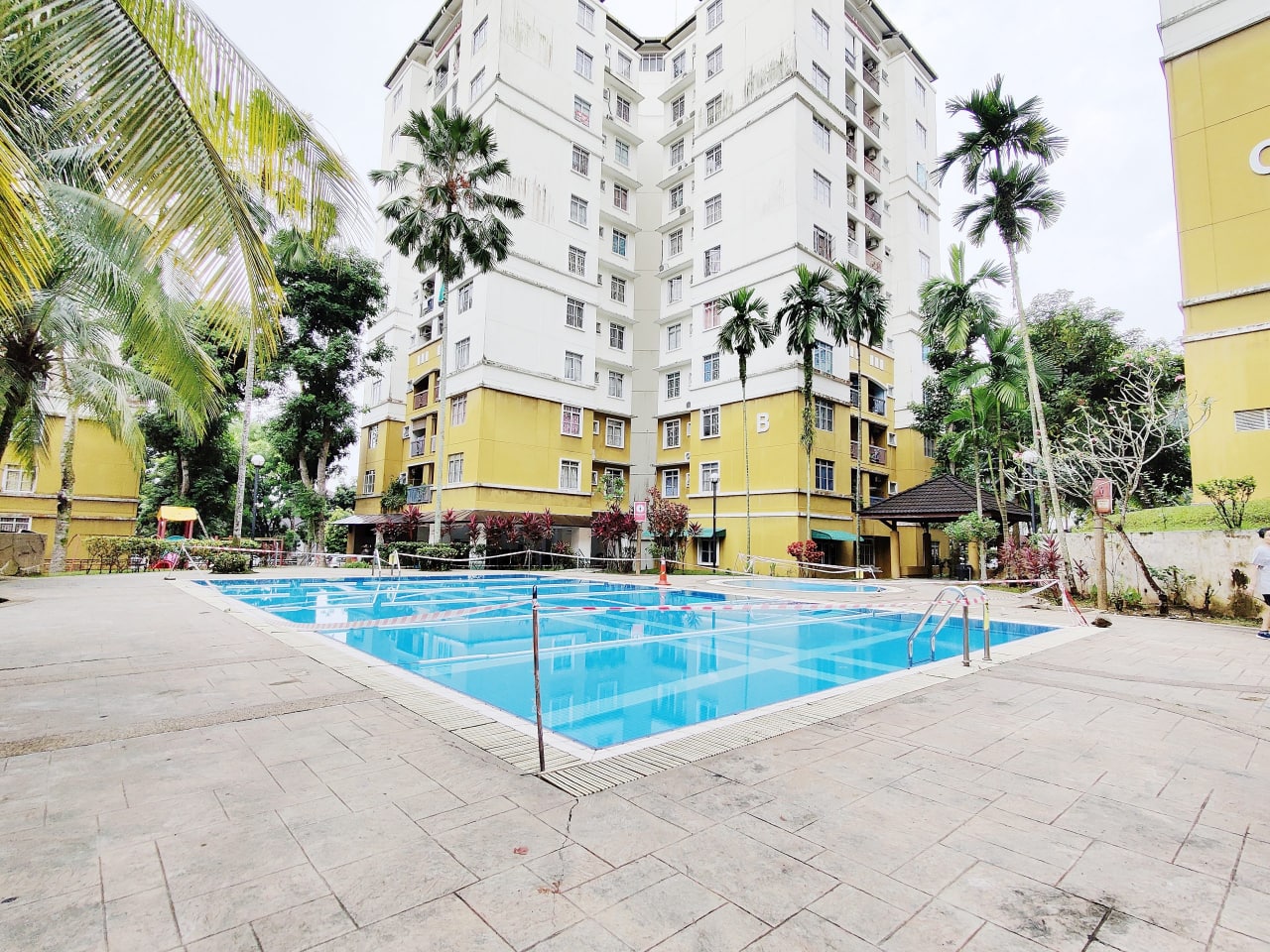 CRYSTAL TOWER AMPANG - photo 2