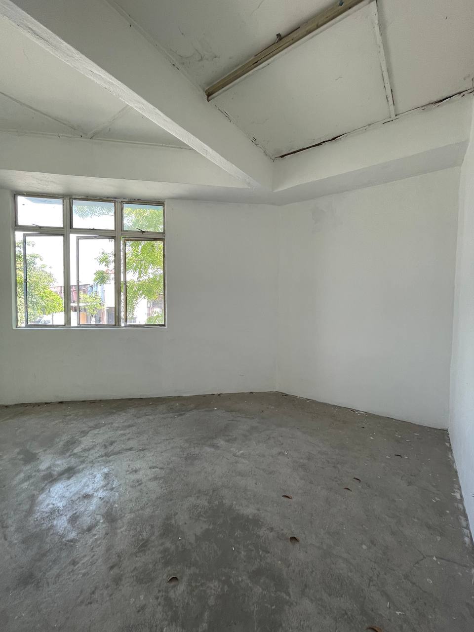 2sty CORNER LOT SHOPLOT IN PANDAMARAN KLANG - photo 4