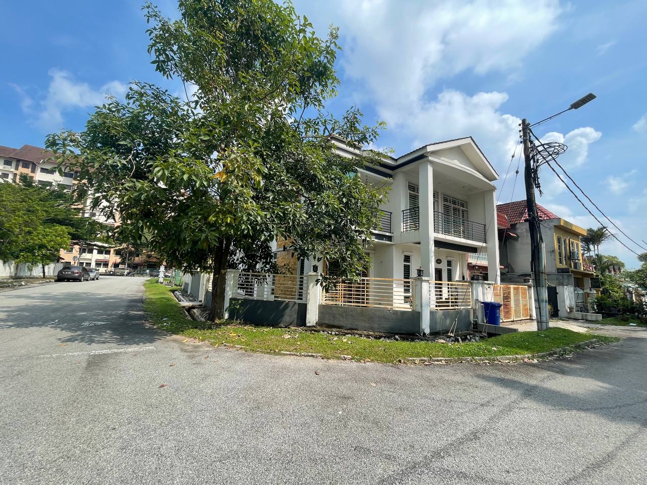 Corner Lot Double Storey Seksyen 19 Shah Alam - photo 2