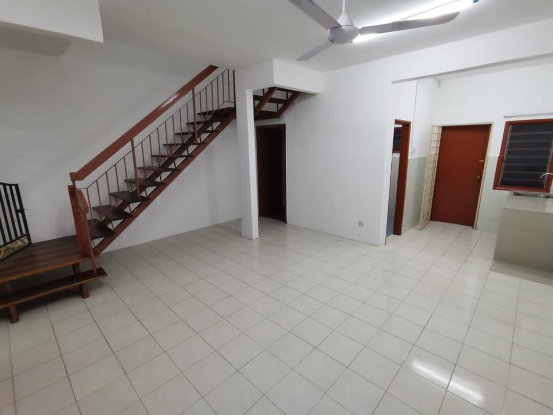 END LOT SP 6 BANDAR SAUJANA PUTRA - photo 3