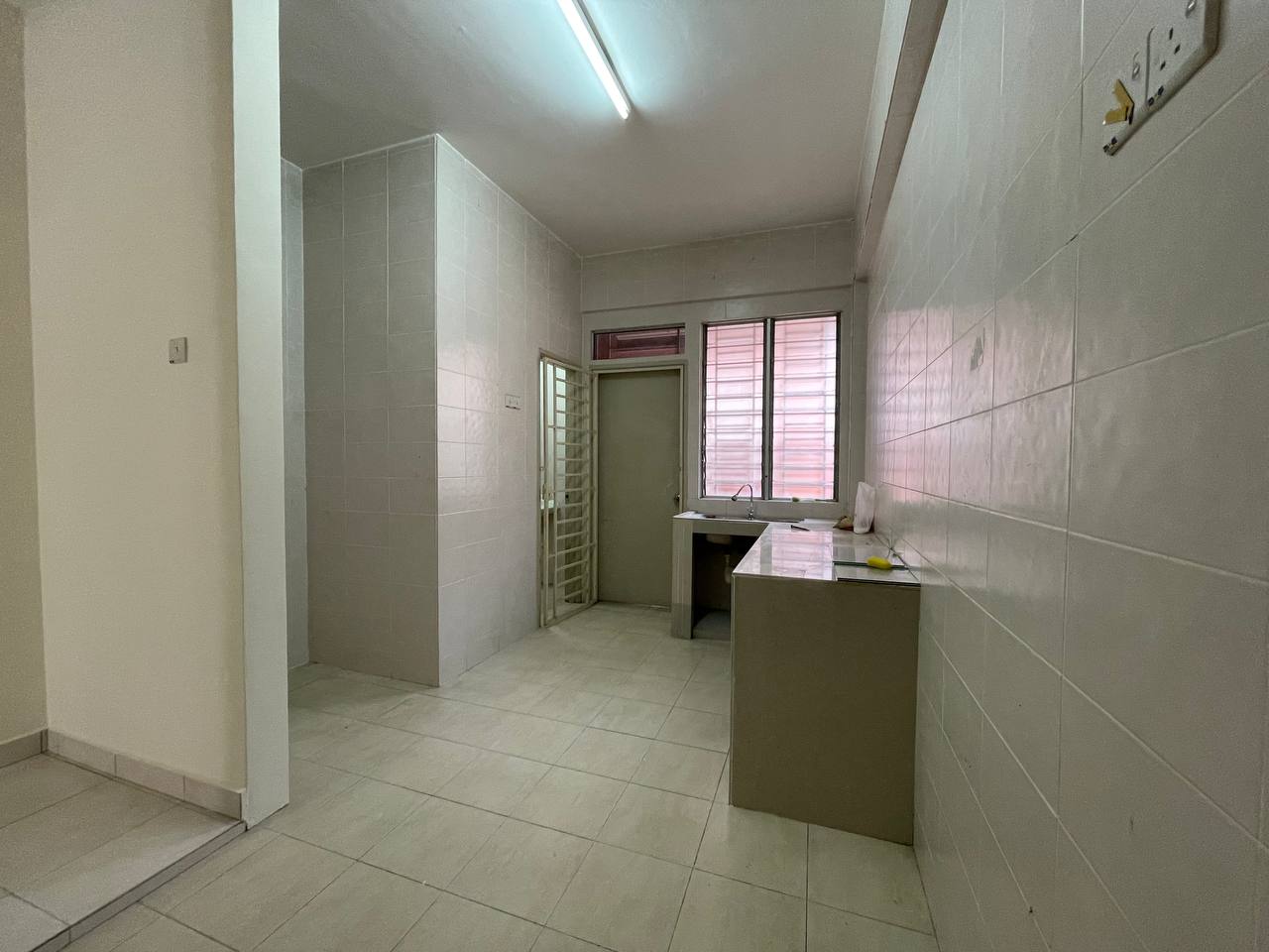 End Lot Alam Budiman Double storey Shah alam - photo 10