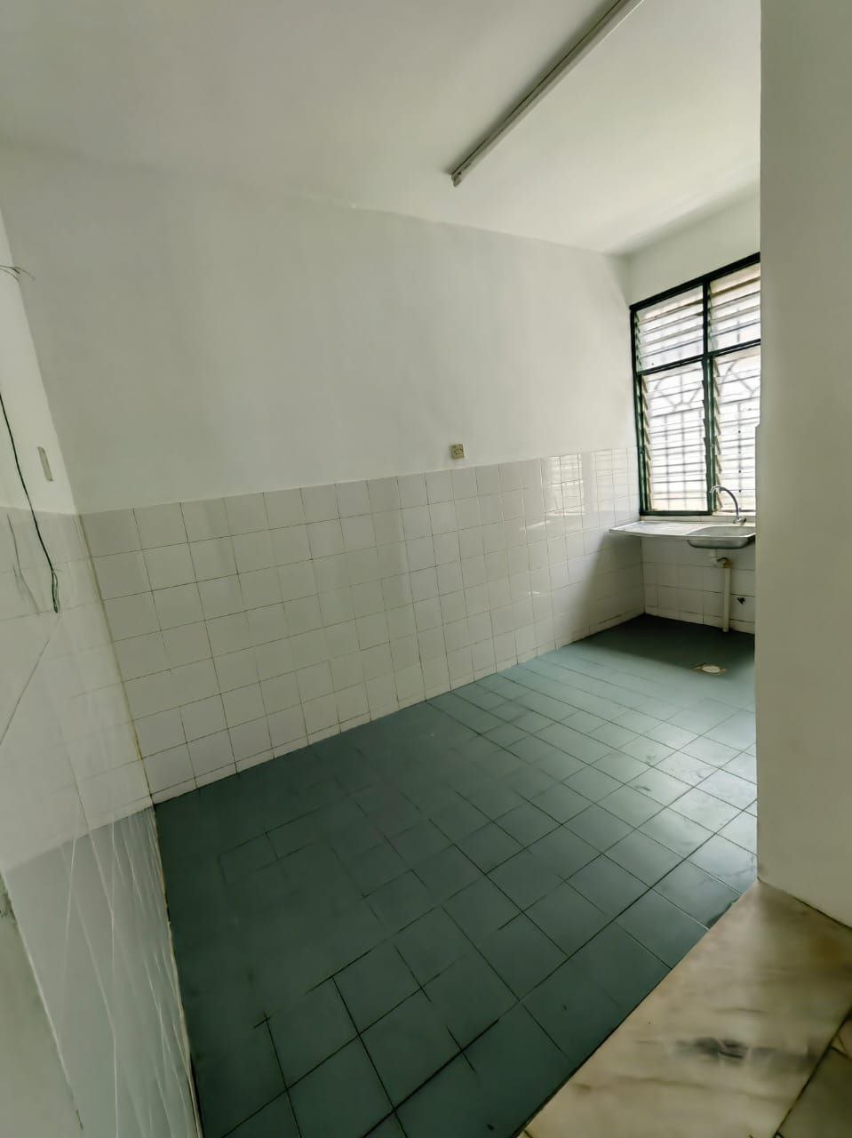 Double Storey Terrace House Saujana Puchong SP8 - photo 9
