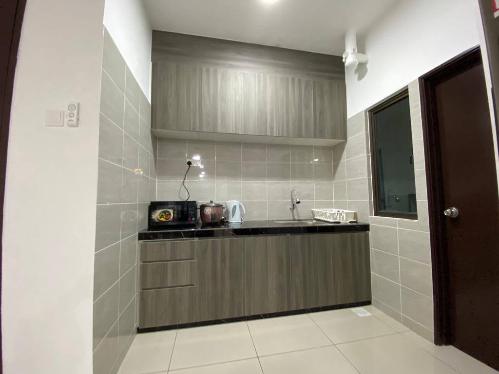 Fully Furnished Residensi Zamrud Condominium - photo 3