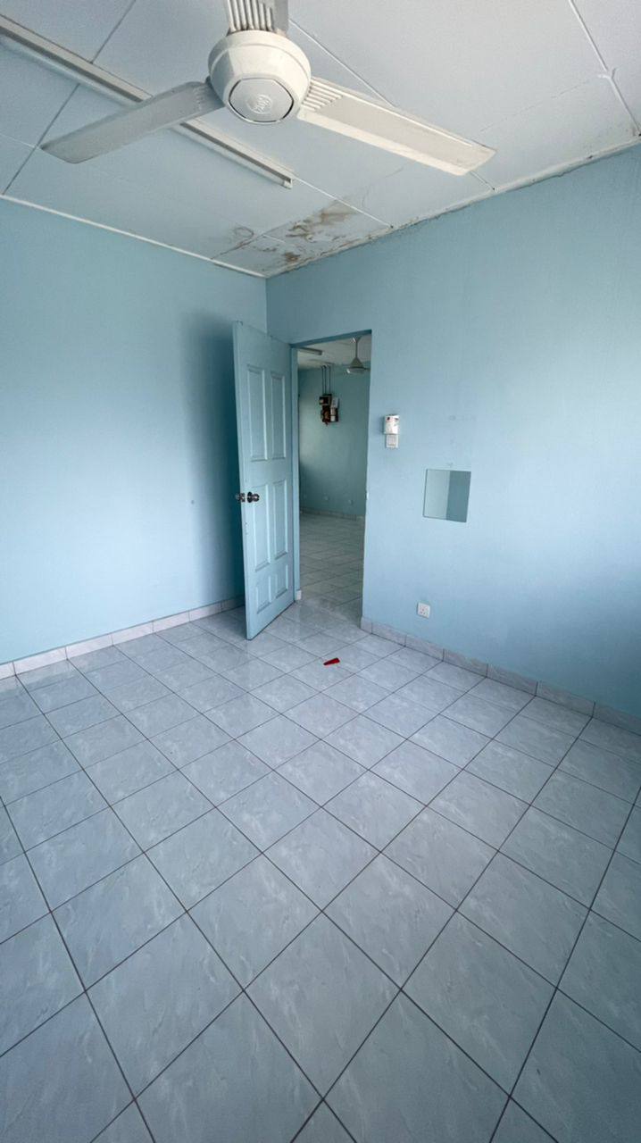 Flat PKNS Seksyen 17 - photo 9