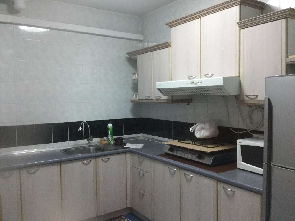 Endah Regal Condo - photo 2