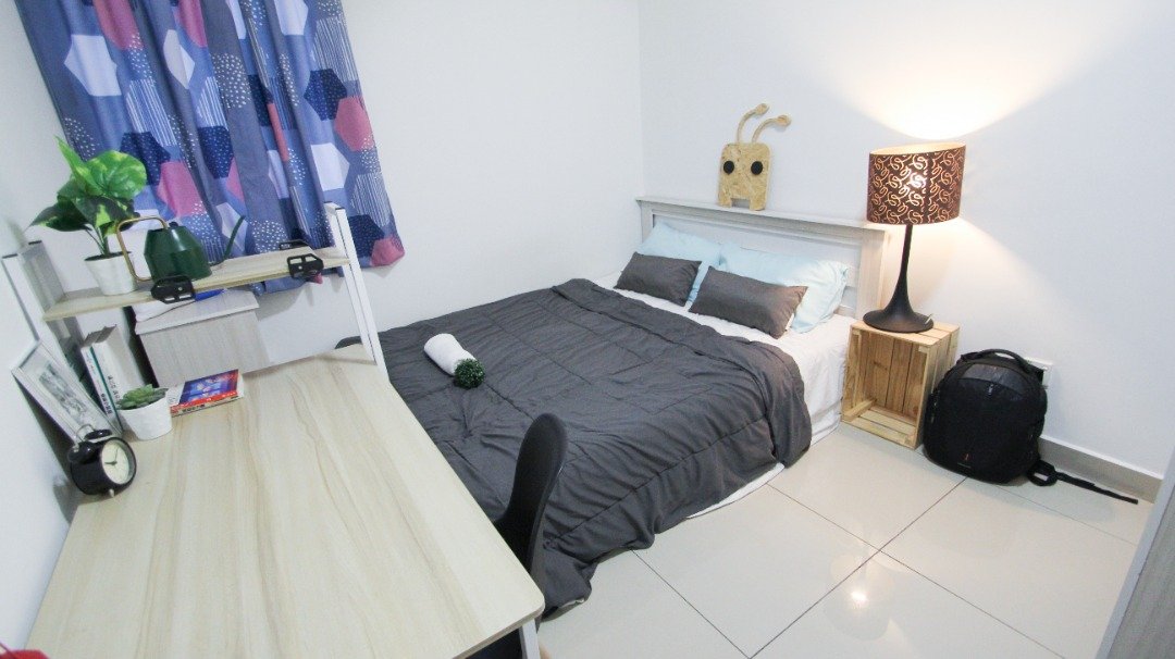 D Aman Crimson Condo - photo 3