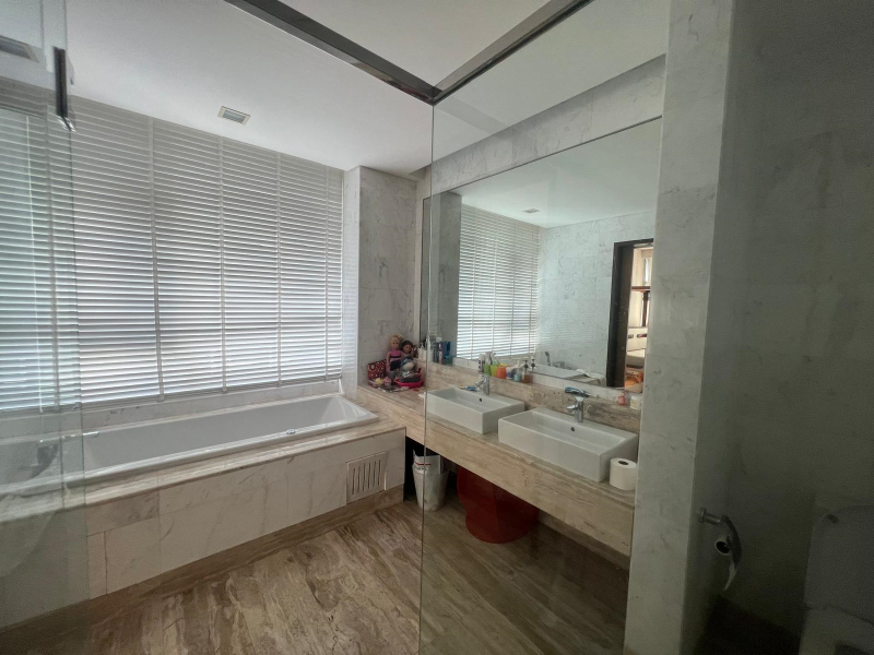 Actual unit, Below Market - photo 6