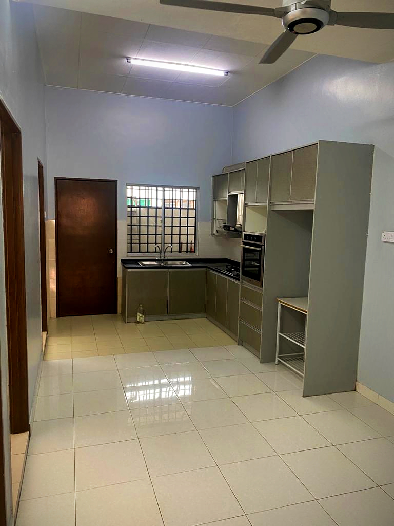 SINGLE STOREY TERRACE TMN SERI ALAM SAUJANA UTAMA - photo 3