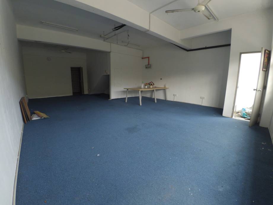 Shop Office for Rent at Seksyen U5 Subang Pelangi - photo 4