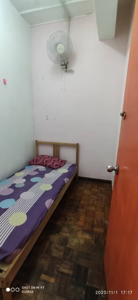 Near LRT Shop Apartment Pandan Jaya - photo 2