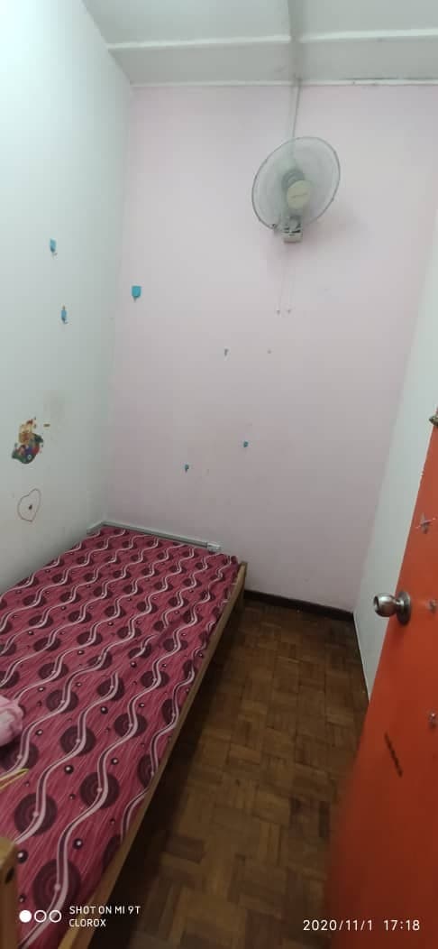 Near LRT Shop Apartment Pandan Jaya - photo 3