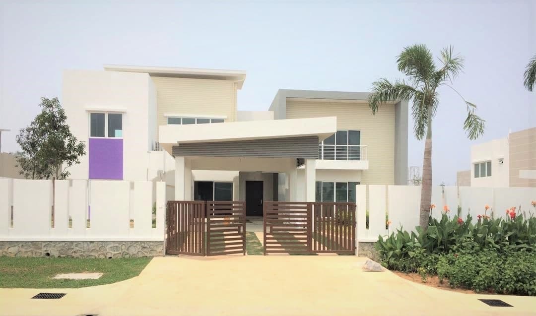 Bungalow Taman Kayangan Pelangi Heights Mantin