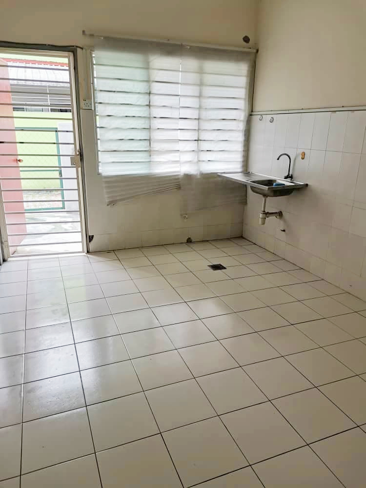 Double Storey Aquila Taman Alam Sutera Puncak Alam - photo 4