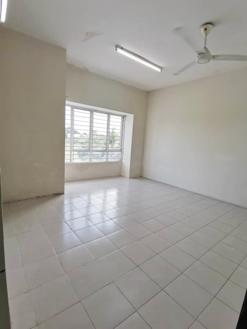 Double Storey Aquila Taman Alam Sutera Puncak Alam - photo 6