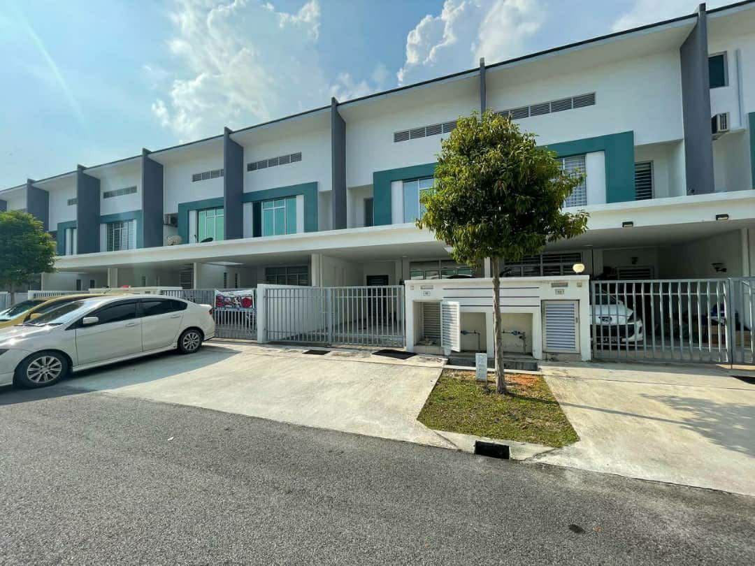 Double Storey Terrace House at Taman Suria Warisan