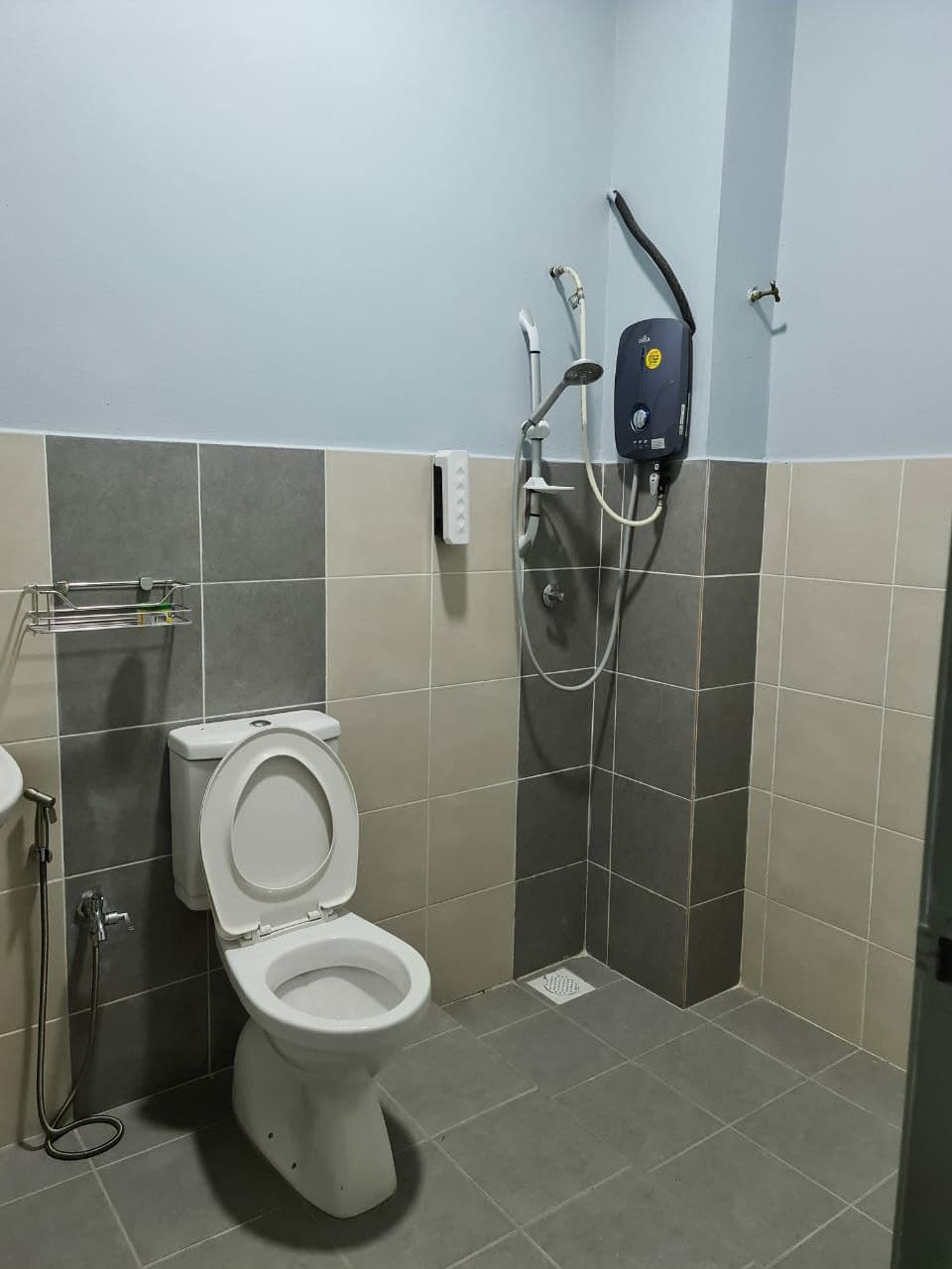 Double Storey Terrace House at Taman Suria Warisan - photo 12