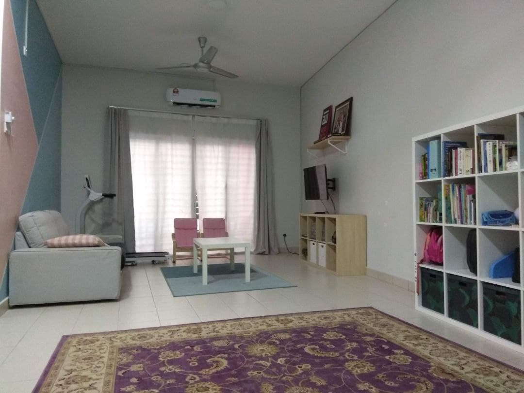 TOWNHOUSE EMBUN RESIDENCE TAMAN PUNCAK SAUJANA - photo 2