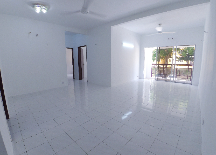 Apartment E-Mas Villa Taman Mawar Sepang - photo 1