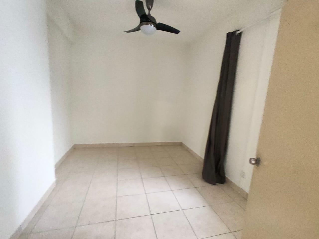 Changkat View 1100 sqft 3R2B Partly RM 1700 - photo 5