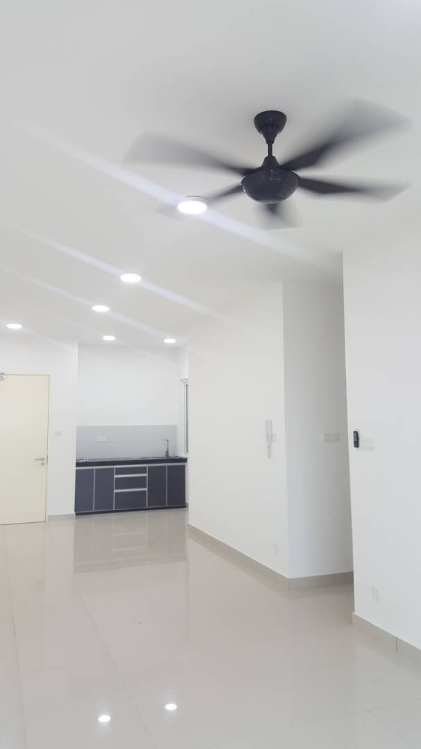 Desa Sentul 948 sqft ...