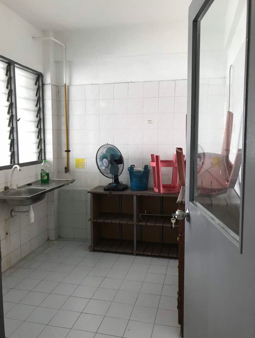 Seri Mas 867 sqft 3R2B Partly RM 1350 - photo 2