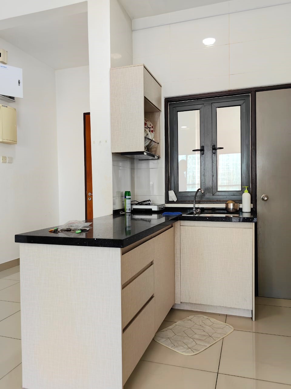 Skyville 8 1010 sqft 3R3B Fully RM 2000 - photo 4
