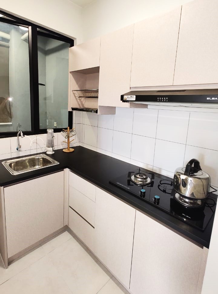 Majestic Maxim 819 sqft Chang unit - photo 4