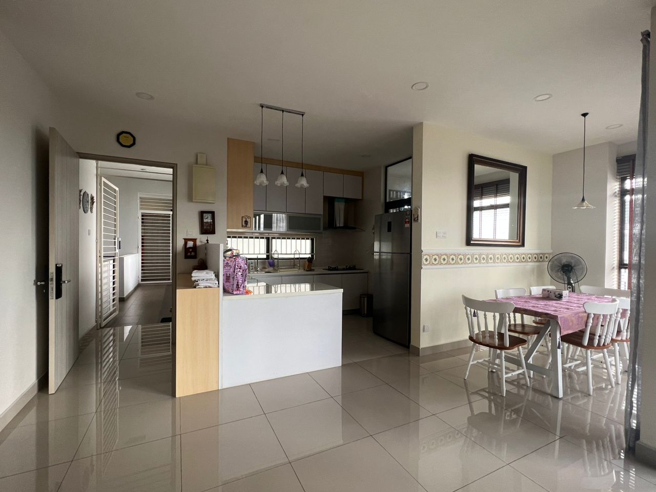 The Armanna Condo 1183sf Kota Kemuning for rent - photo 2