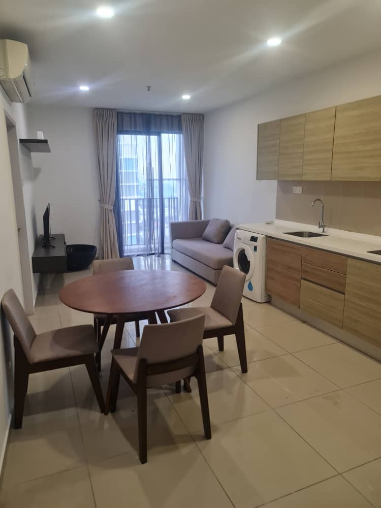 682sf I-soho I City  ...