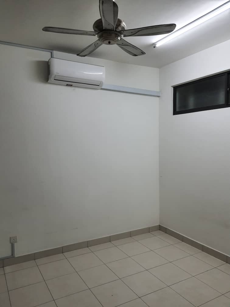 The Armanna 3R2B condo Kota Kemuning for Rent - photo 5