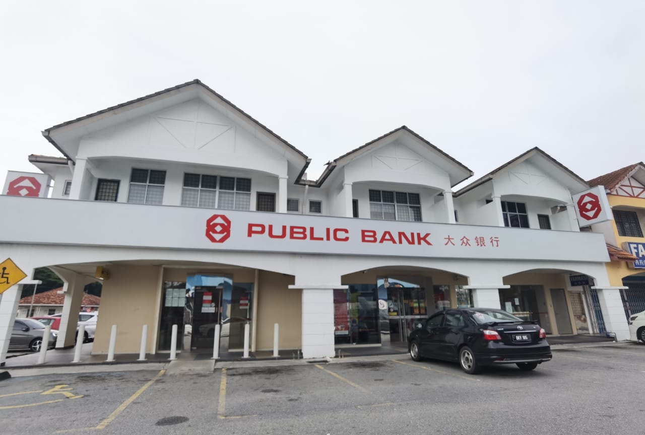 Facing Main Road 3 Storey Shoplot Kuala Selangor - photo 8