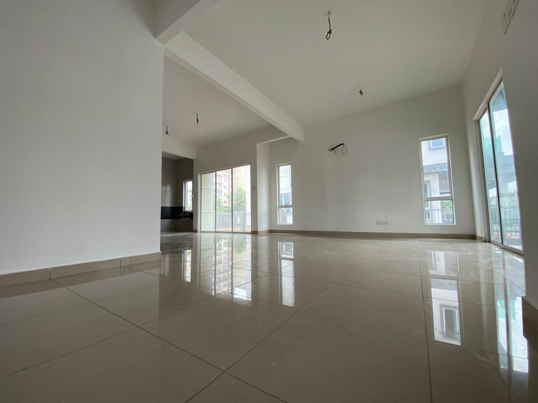 Dengkil 3 sty semi-d for sale - photo 4