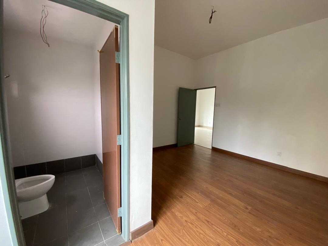 Dengkil 3 sty semi-d for sale - photo 12