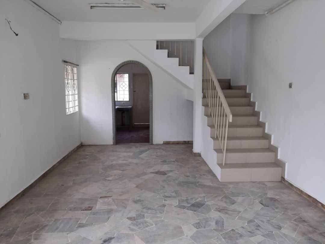DOUBLE STOREY TERRACE HOUSE CORNER TAMAN SRI MUDA - photo 2