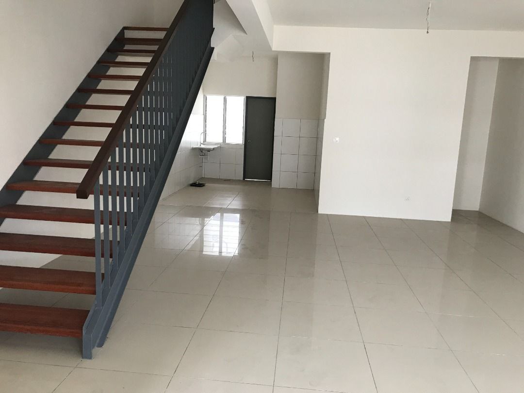 DOUBLE STOREY TERRACE TAMAN ALAM SUTERA - photo 2