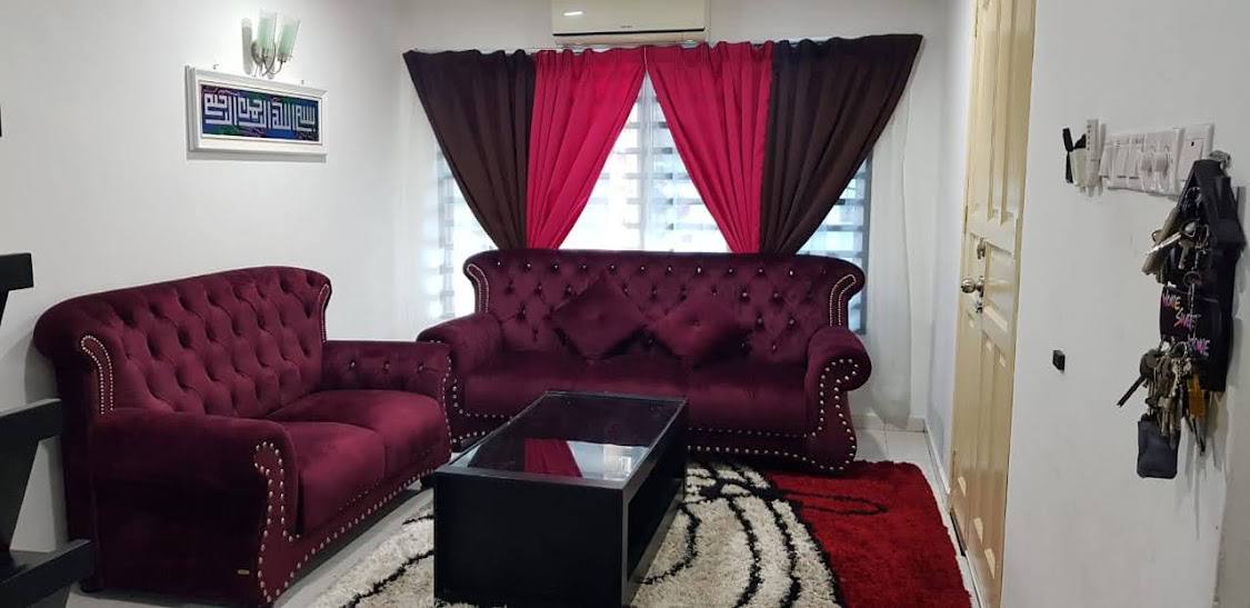 Teres 2 Tingkat  Taman Sri Muda, Seksyen 25